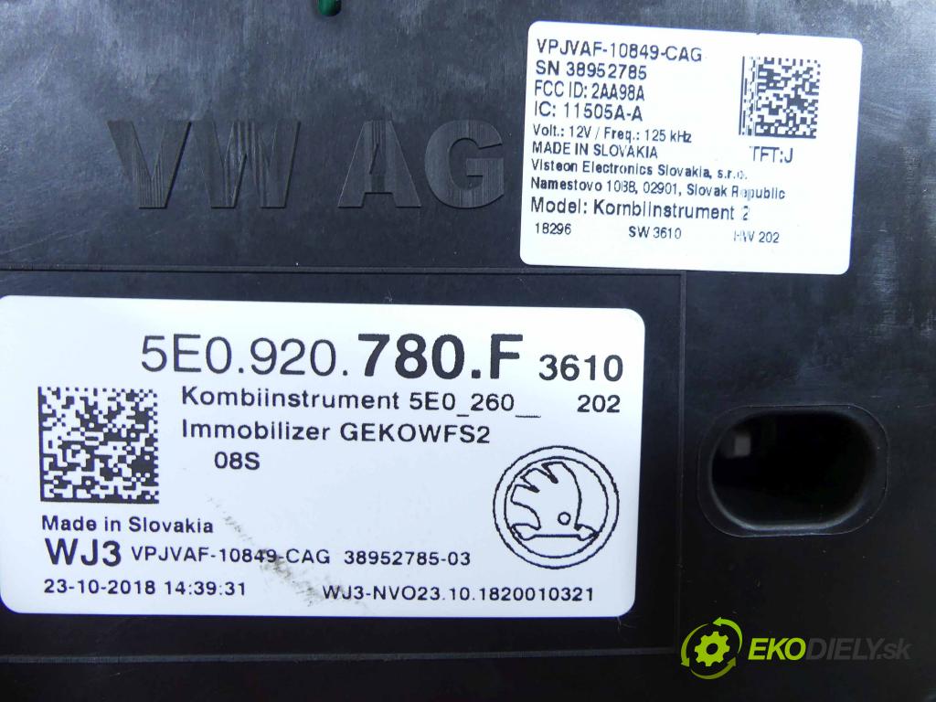 Skoda Octavia III 2013- 1.5 TSI 150 HP manual 110 kW 1498 cm3 5- prístrojovka/ budíky 5E0920780F (Prístrojové dosky, displeje)