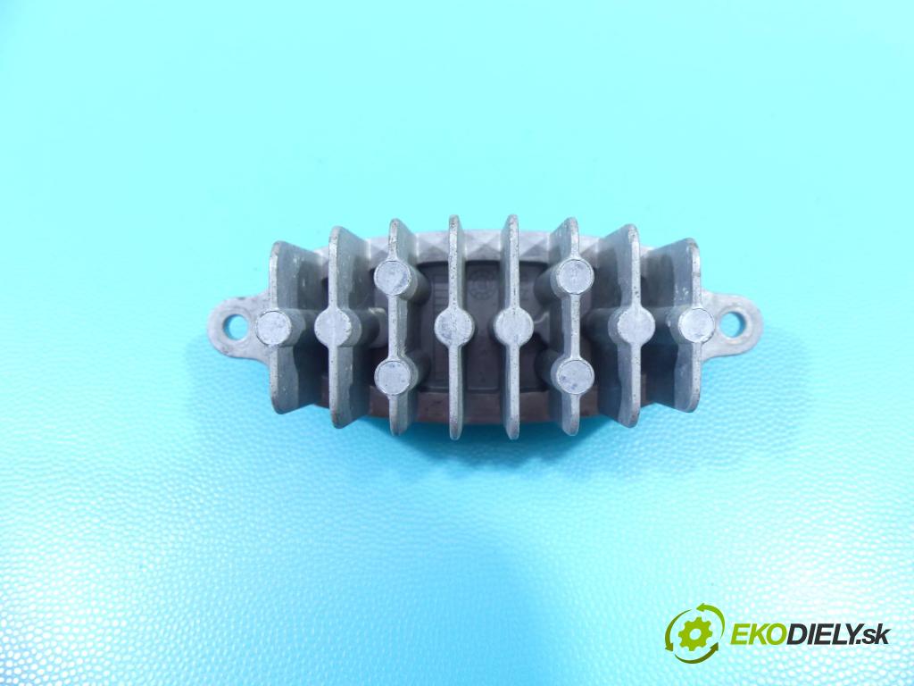 Skoda Octavia III 2013- 1.5 TSI 150 HP manual 110 kW 1498 cm3 5- modul riadiaca jednotka 142000245 (Ostatné)