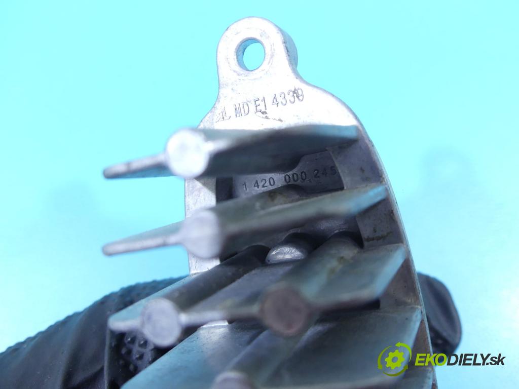 Skoda Octavia III 2013- 1.5 TSI 150 HP manual 110 kW 1498 cm3 5- modul riadiaca jednotka 142000245 (Ostatné)