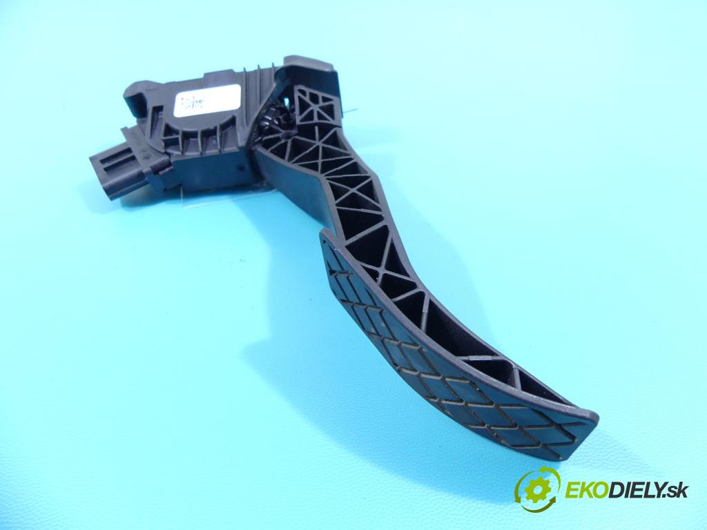 Skoda Octavia III 2013- 1.5 TSI 150 HP manual 110 kW 1498 cm3 5- pedále 5Q1723503H (Pedále)