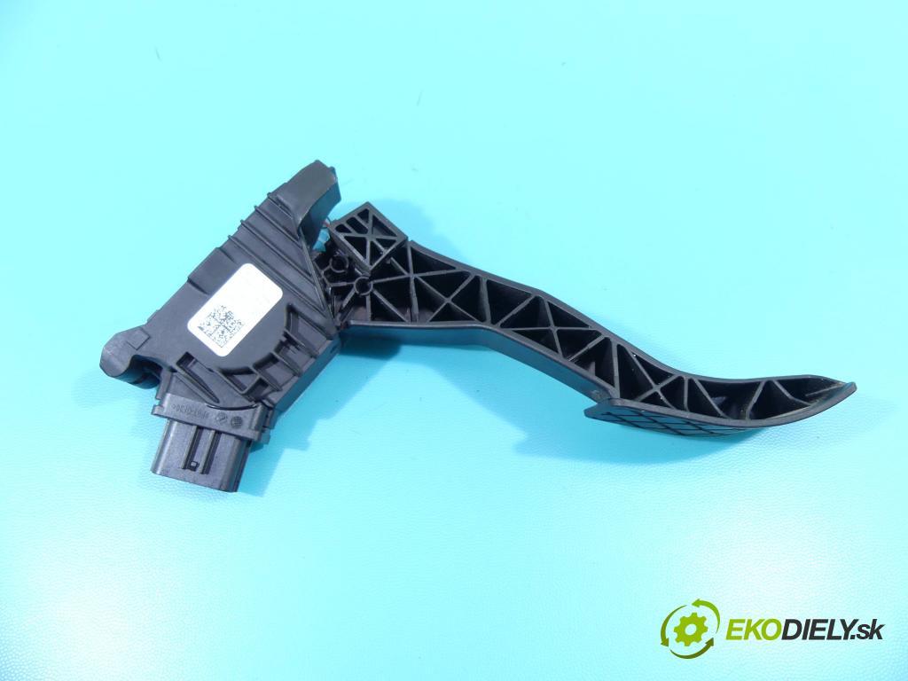 Skoda Octavia III 2013- 1.5 TSI 150 HP manual 110 kW 1498 cm3 5- pedále 5Q1723503H (Pedále)