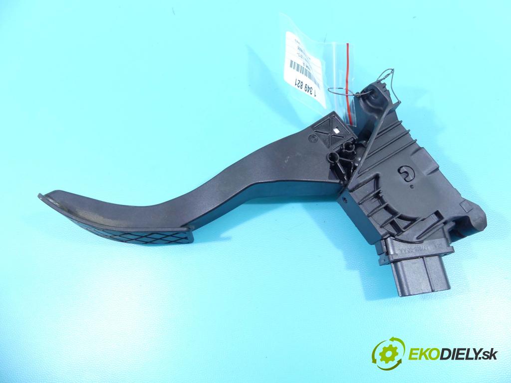 Skoda Octavia III 2013- 1.5 TSI 150 HP manual 110 kW 1498 cm3 5- pedále 5Q1723503H (Pedále)