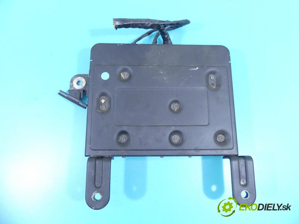 Volvo S60 II 2010-2018 2.0 D3 163 HP automatic 120 kW 1984 cm3 4- Zesilovač: 31360321AA (Zosilňovače)