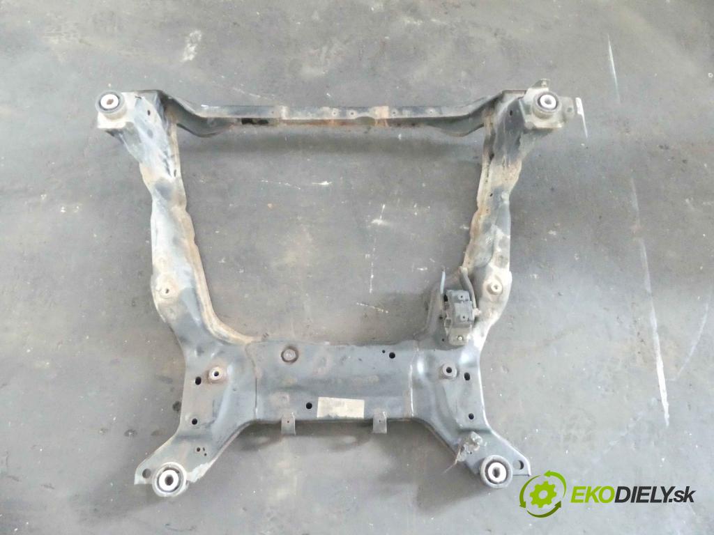 Volvo S60 II 2010-2018 2.0 D3 163 hp automatic 120 kW 1984 cm3 4- výztuha motoru 