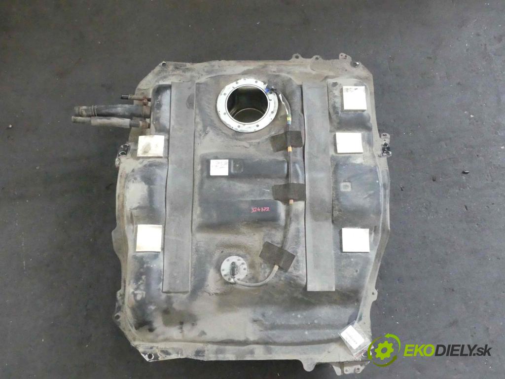 Suzuki Grand Vitara II 2005-2014 1.9 DDiS 129 hp manual 95 kW 1870 cm3 5- Nádrž: paliva TD84-42-100A (Nádrže)