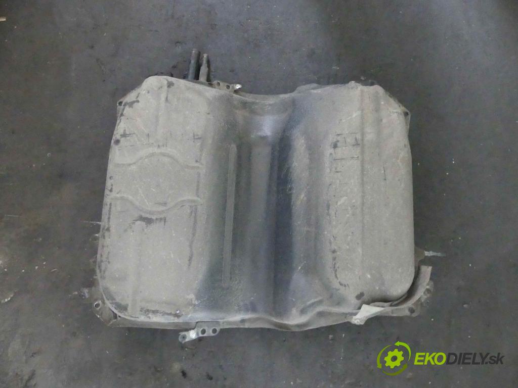 Suzuki Grand Vitara II 2005-2014 1.9 DDiS 129 hp manual 95 kW 1870 cm3 5- Nádrž: paliva TD84-42-100A (Nádrže)