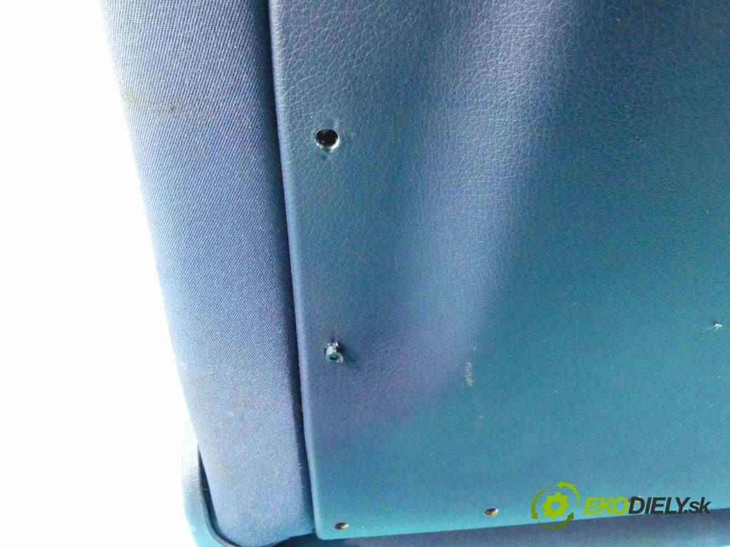 Audi A4 B5 1994-2001 1.8 T 150 hp manual 110 kW 1781 cm3 5- Sedadlo pravý  (Sedačky, sedadla)