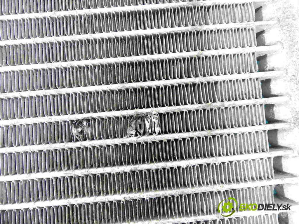 Fiat Marea 2.4 TD 124hp manual 91 kW 2387 cm3 5- chladič klimatizácie  (Chladiče klimatizácie)