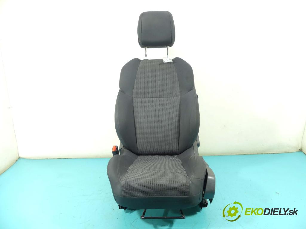 Peugeot 508 2010-2018 2.0 hdi 140 HP manual 103 kW 1997 cm3 4- Sedačka ľavý  (Sedačky, sedadlá)