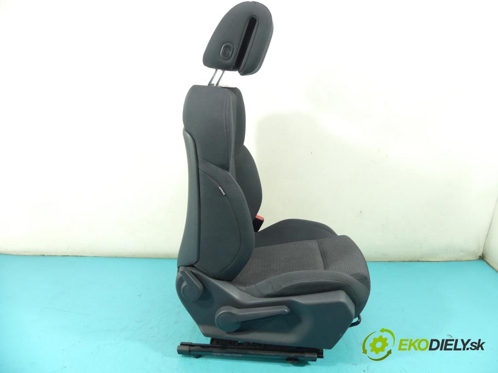 Peugeot 508 2010-2018 2.0 hdi 140 HP manual 103 kW 1997 cm3 4- Sedačka pravý  (Sedačky, sedadlá)