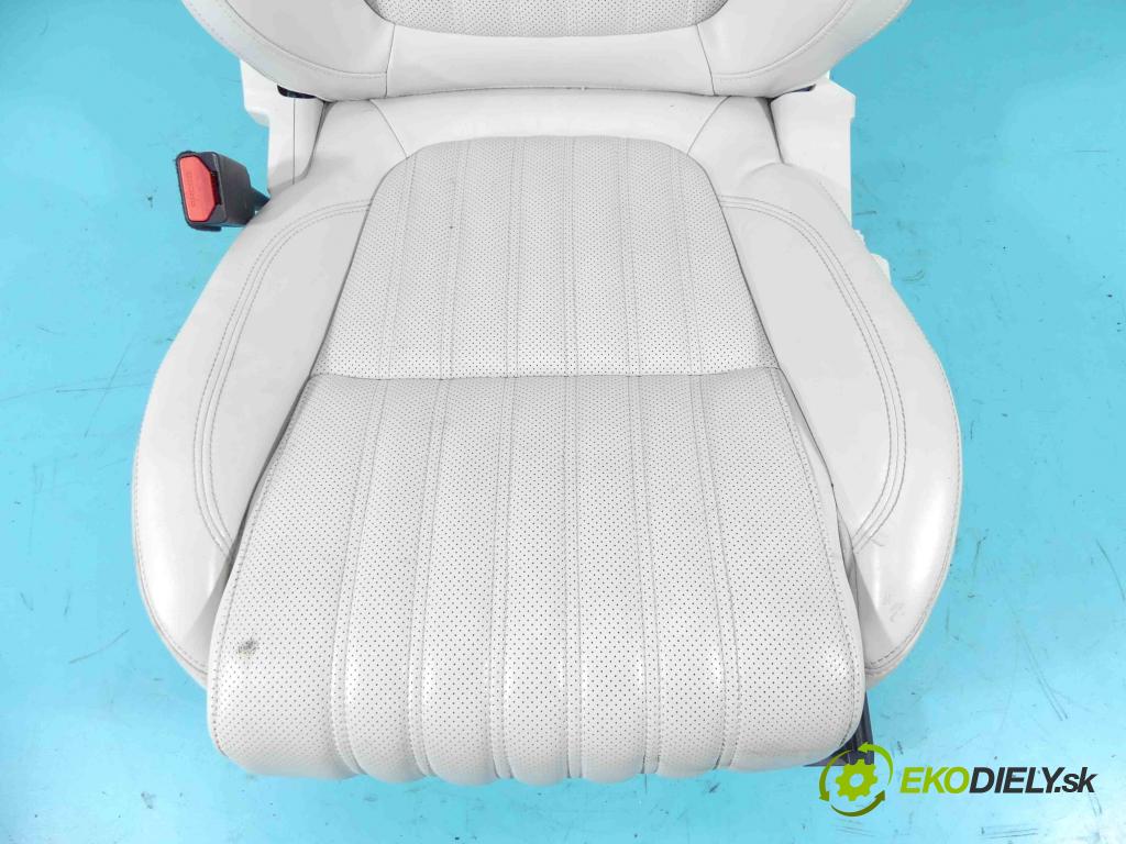 Jaguar F-Pace 16- 2.0d 179KM automatic 132 kW 1999 cm3 5- Sedačka ľavý  (Sedačky, sedadlá)