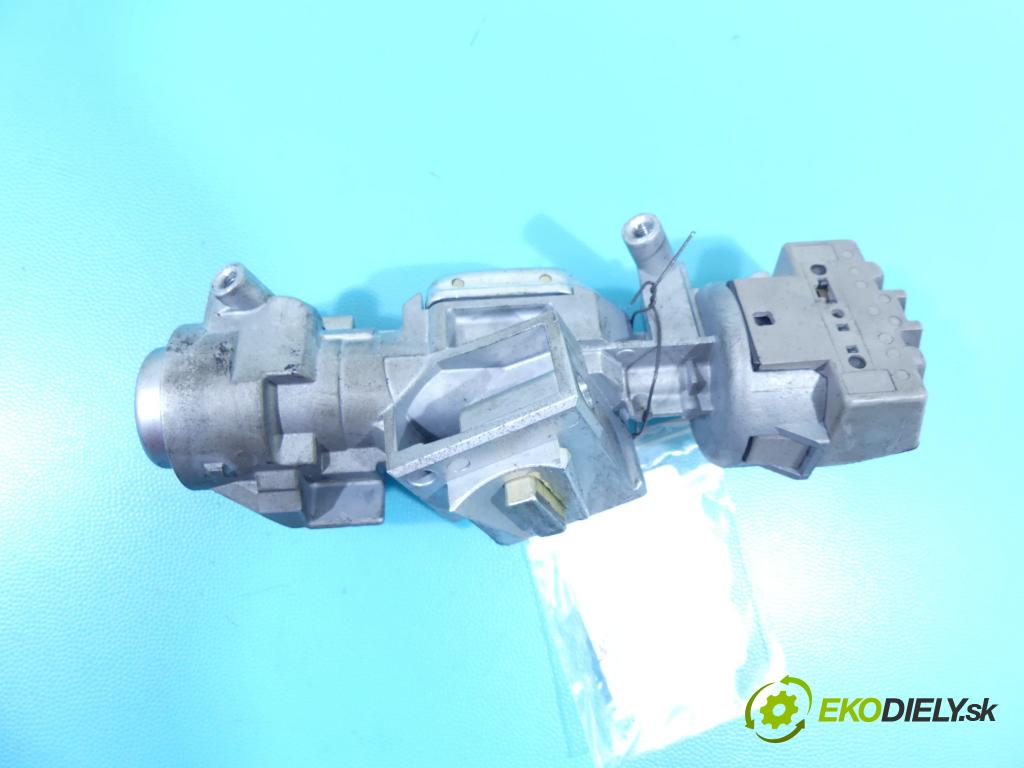 Ford Focus Mk2 2004-2011 1.8 tdci 116 HP manual 85 kW 1753 cm3 5- Spínačka 3M51-3F880-AC (Spínacie skrinky a kľúče)