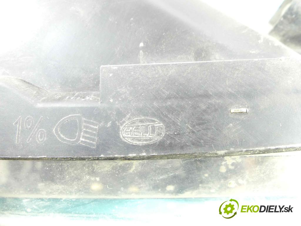 Citroen C4 Grand picasso I 2006-2013 1.6 hdi 109 HP automatic 80 kW 1560 cm3 5- Reflektor: pravý  (Pravé)