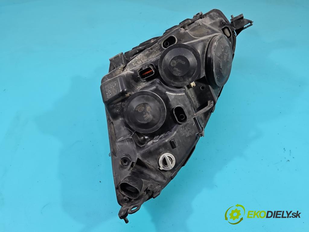 Citroen C4 Grand picasso I 2006-2013 1.6 hdi 109 HP automatic 80 kW 1560 cm3 5- Reflektor: pravý  (Pravé)