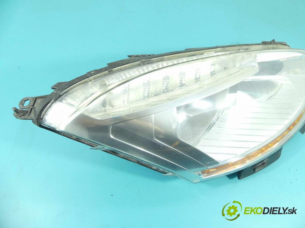 Citroen C4 Grand picasso I 2006-2013 1.6 hdi 109 HP automatic 80 kW 1560 cm3 5- Reflektor: pravý  (Pravé)