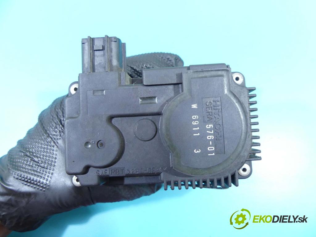 Nissan Primera P12 2001-2007 1.8 16V 116 HP manual 85 kW 1769 cm3 5- klapka SERA576-01 (Škrtiace klapky)