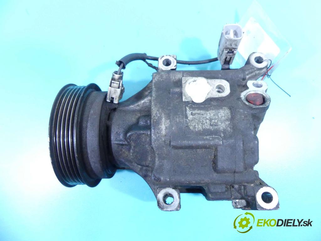 Toyota Corolla Verso I 2001-2004 2.0 D4D 90 HP manual 66 kW 1995 cm3 5- čerpadlo klimatizácie 447220-6352