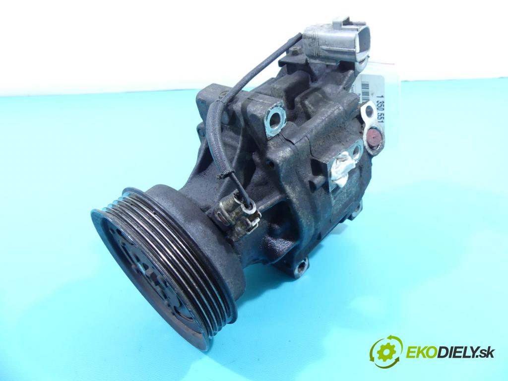Toyota Corolla Verso I 2001-2004 2.0 D4D 90 HP manual 66 kW 1995 cm3 5- čerpadlo klimatizácie 447220-6352