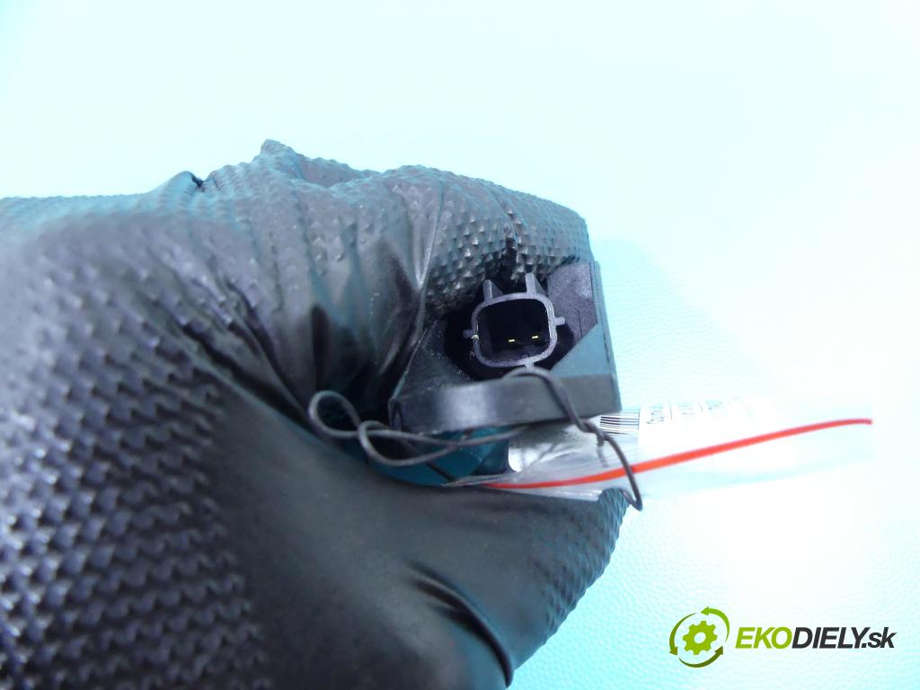 Vw Polo IV 9N 2001-2009 1.2 6V 54 HP manual 40 kW 1198 cm3 3- snímač šokovat: 5WK42895 (Snímače nárazu)