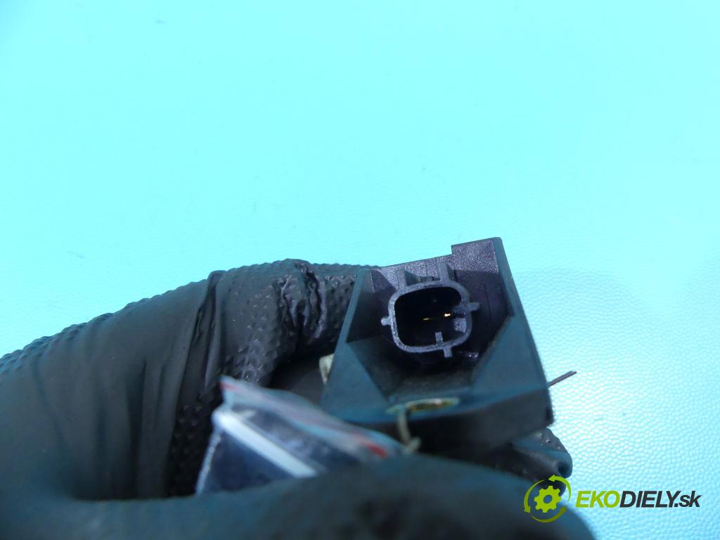 Vw Polo IV 9N 2001-2009 1.2 6V 54 HP manual 40 kW 1198 cm3 3- snímač šokovat: 5WK42895 (Snímače nárazu)