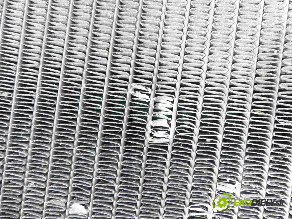 Nissan Almera N16 2000-2006 1.8 16v 114 HP manual 84 kW 1769 cm3 5- chladič voda:  (Chladiče vody)