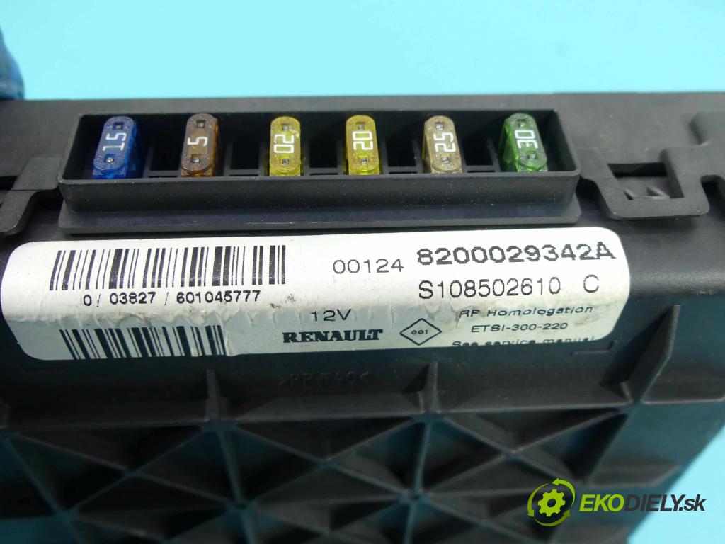 Renault Scenic I 1996-2003 1.6 16V 107 HP manual 79 kW 1598 cm3 5- modul riadiaca jednotka 8200029342A (Ostatné)