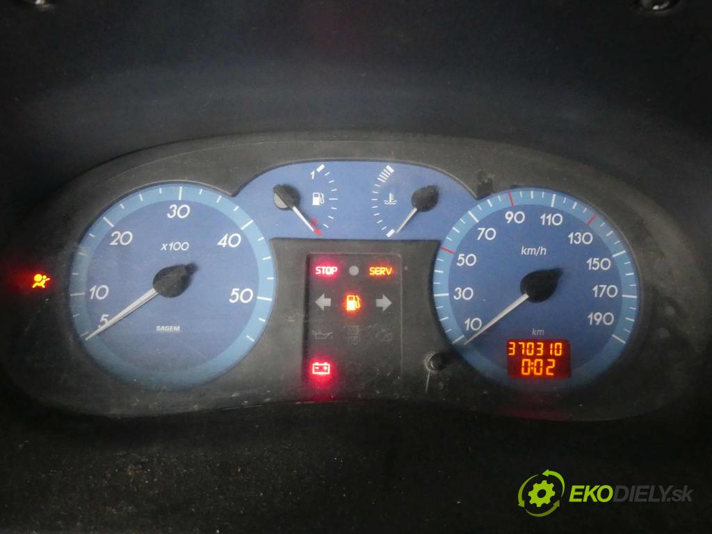 Renault Master II 1998-2010 2.2 dci 90 HP manual 66 kW 2188 cm3 5- prístrojovka/ budíky P8200032765 (Prístrojové dosky, displeje)