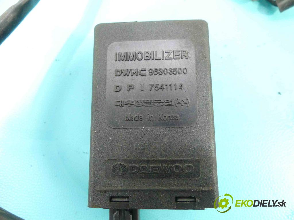 Daewoo Lanos 1.5 8V 86 hp manual 63 kW 1498 cm3 4- řídící jednotka motoru 16247149