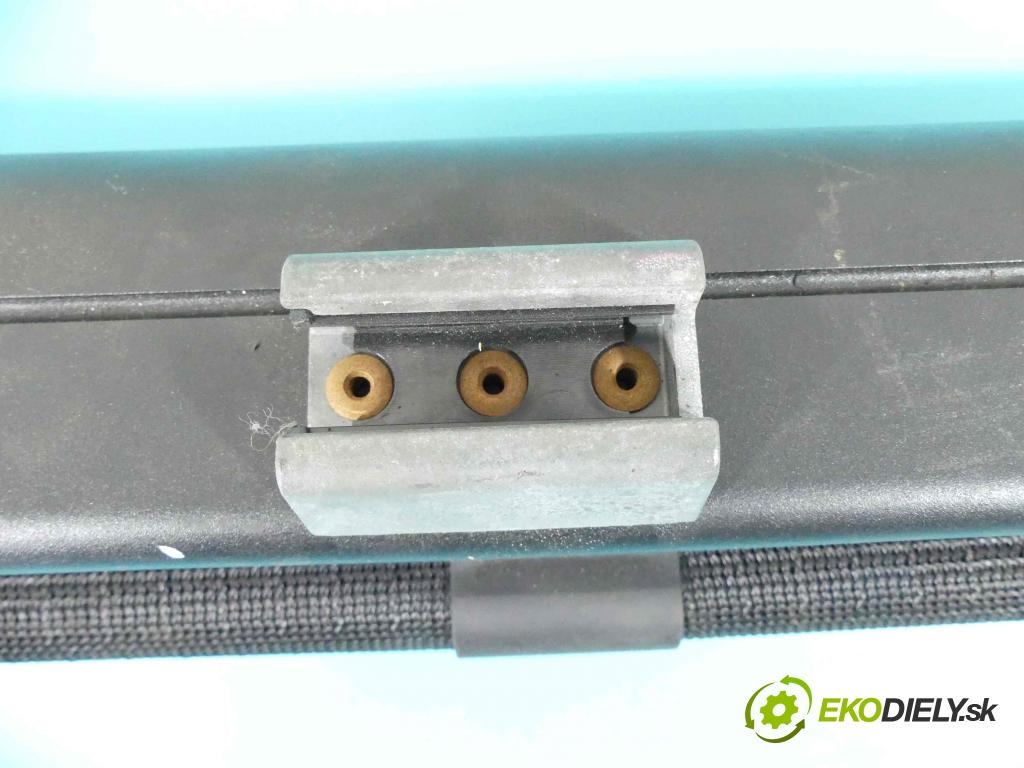 Audi A4 B8 2007-2015 2.0 tdi 143 HP manual 105 kW 1968 cm3 5- roleta  (Rolety kufra)