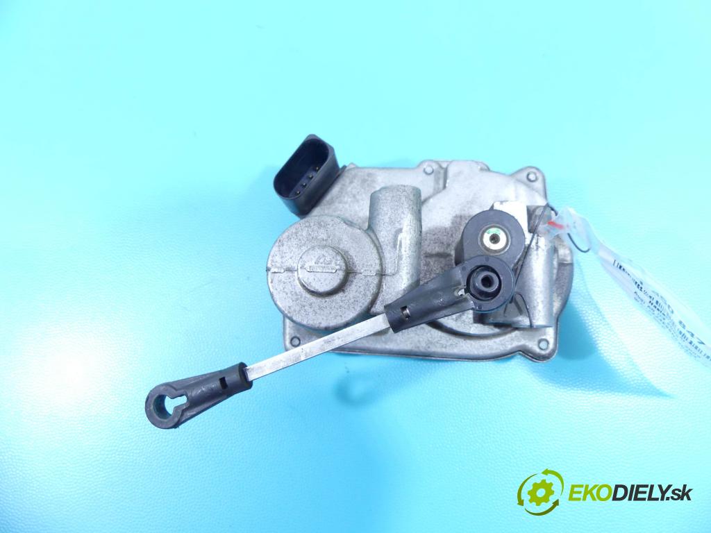 Audi A8 D3 2002-2009 4,2.0 V8 tdi 326KM automatic 240 kW 4134 cm3 4- Ovladač: klapky: kolektora: A2C53106043 (Ostatní)