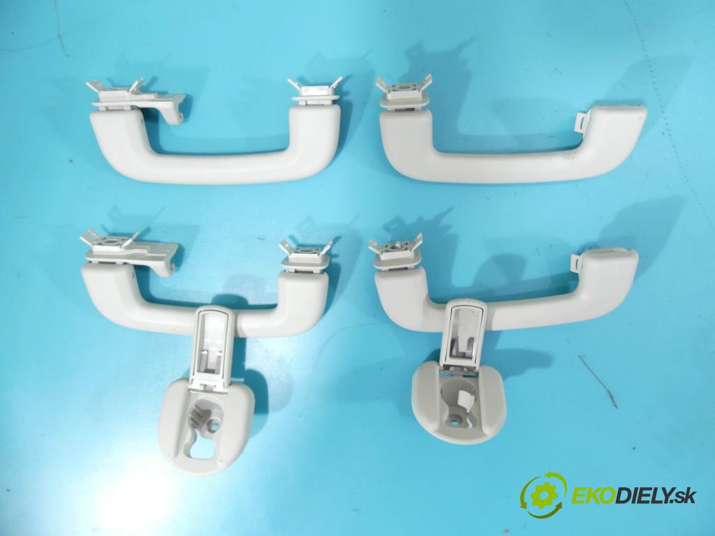 Jaguar F-Pace 16- 5el, do má model anglická / pod PANORÁMA: