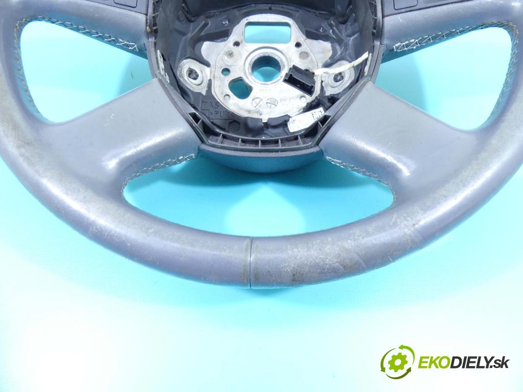 Audi A8 D3 2002-2009 4,2.0 V8 tdi 326KM automatic 240 kW 4134 cm3 4- volant 61678340C00 (Volanty)