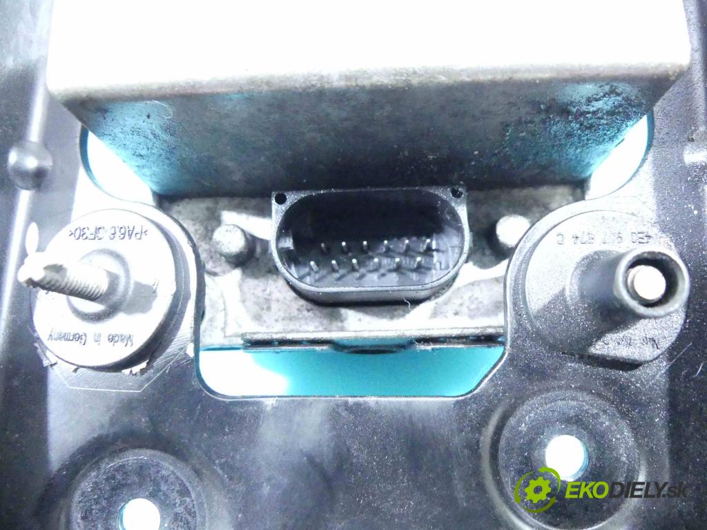 Audi A8 D3 2002-2009 4,2.0 V8 tdi 326KM automatic 240 kW 4134 cm3 4- modul riadiaca jednotka 0203000015 (Ostatné)