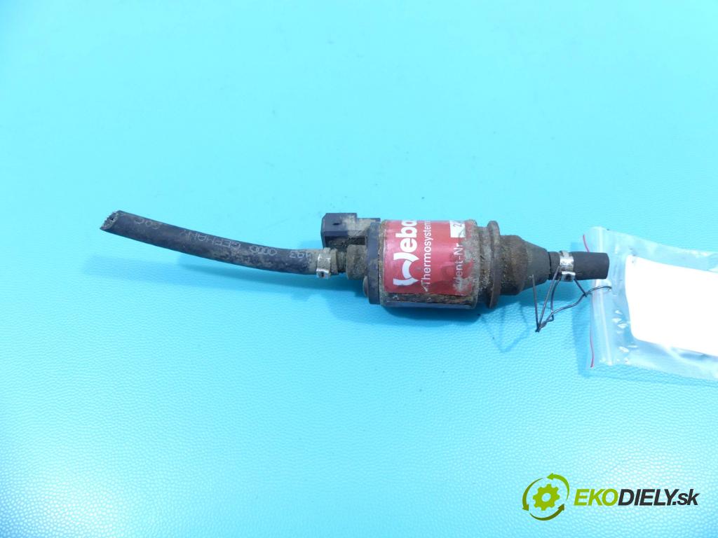 Audi A8 D3 2002-2009 4,2.0 V8 tdi 326KM automatic 240 kW 4134 cm3 4- čerpadlo paliva webasto 443963303A (Webasto ohřívače)