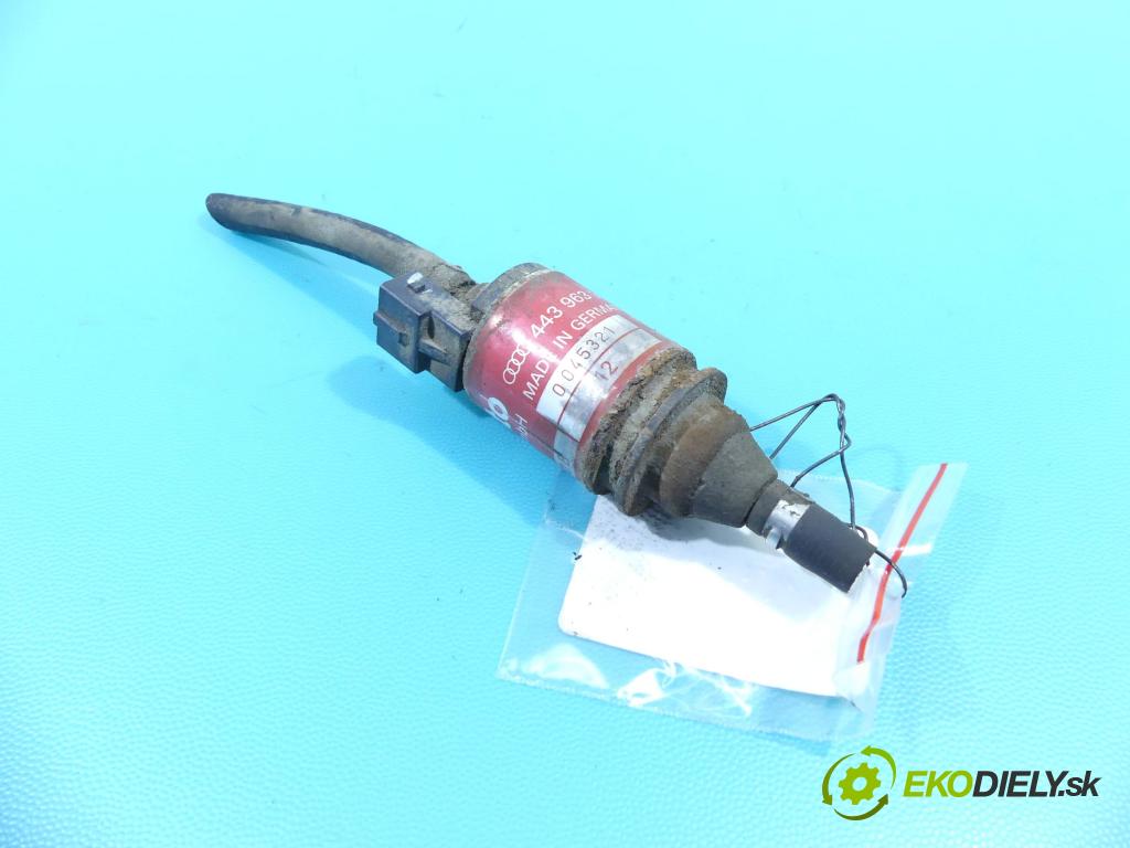 Audi A8 D3 2002-2009 4,2.0 V8 tdi 326KM automatic 240 kW 4134 cm3 4- čerpadlo paliva webasto 443963303A (Webasto ohřívače)