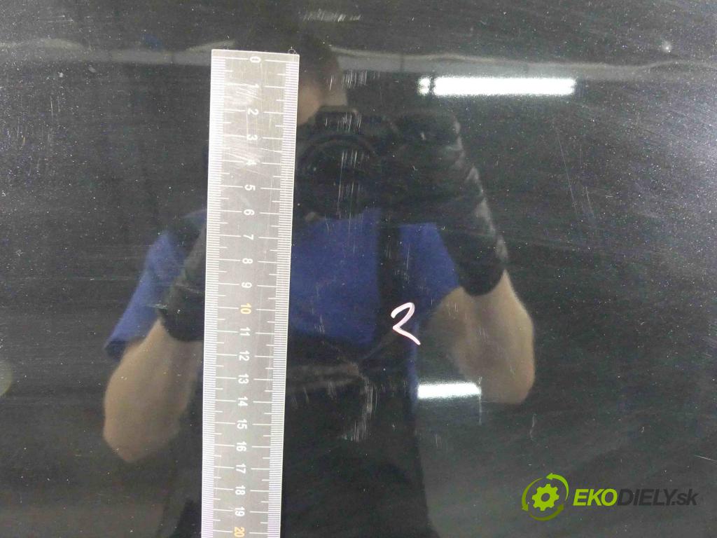 Audi A8 D3 2002-2009 4,2.0 V8 tdi 326KM automatic 240 kW 4134 cm3 4- zadní kufrové dveře  (Zadní kapoty)