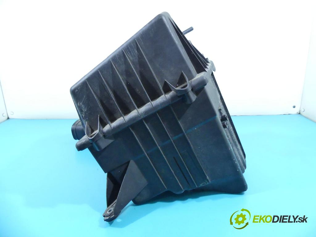 Skoda Roomster 1.4 tdi 80 HP manual 59 kW 1422 cm3 5- obal filtra vzduchu 6Q0129618G (Obaly filtrov vzduchu)