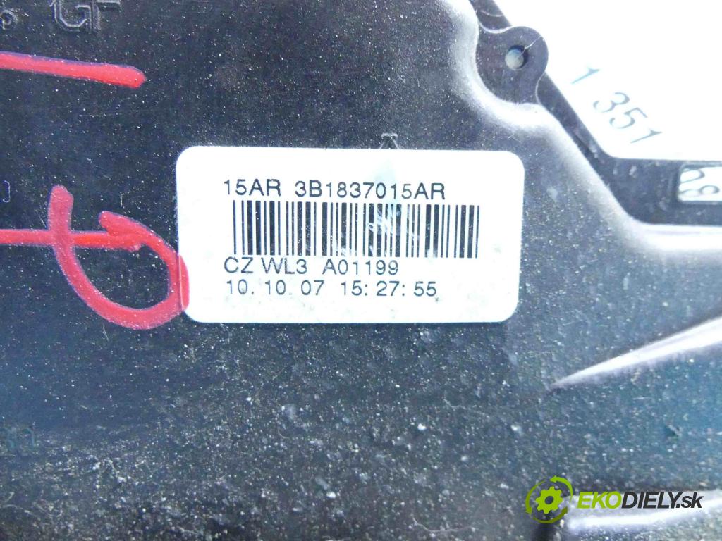 Skoda Roomster 1.4 tdi 80 hp manual 59 kW 1422 cm3 5- zámek přední levý 3B1837015AR