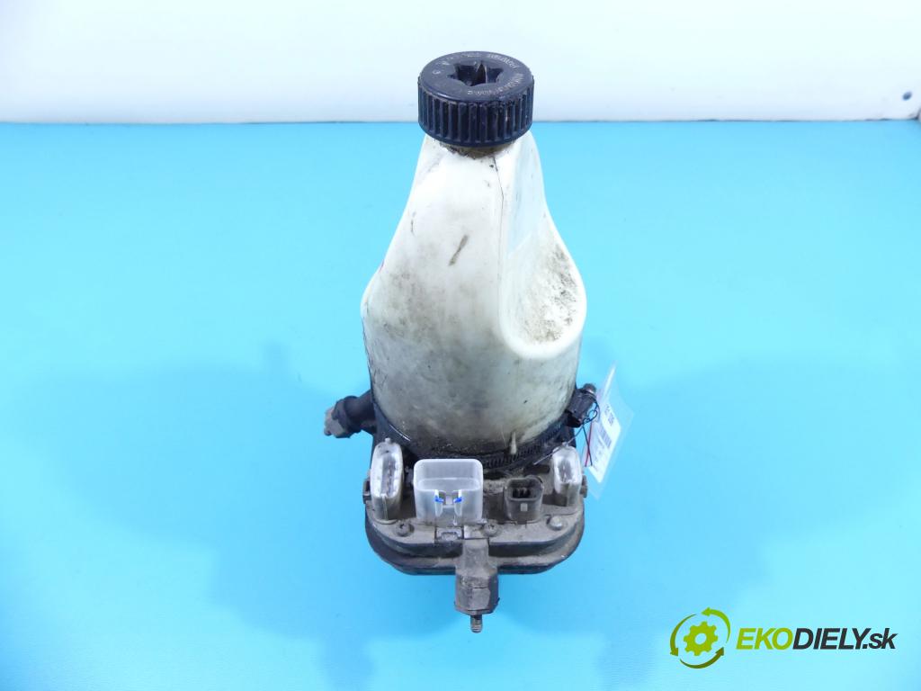 Saab 9-3 II 2002-2012 1.9 TiD 120 HP manual 88 kW 1910 cm3 4- čerpadlo posilovač  (Servočerpadlá, pumpy riadenia)