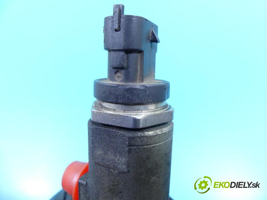 Saab 9-3 II 2002-2012 1.9 TiD 120 HP manual 88 kW 1910 cm3 4- lišta vstrekovacia 0445214056 (Vstrekovacie lišty)