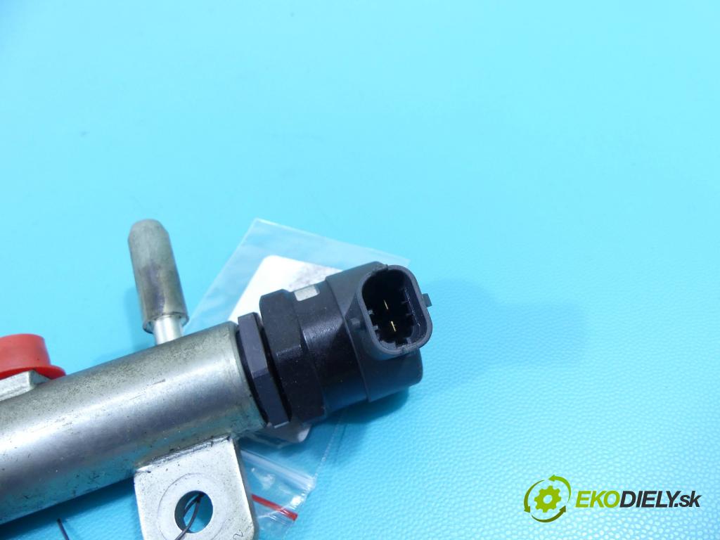 Saab 9-3 II 2002-2012 1.9 TiD 120 HP manual 88 kW 1910 cm3 4- lišta vstrekovacia 0445214056 (Vstrekovacie lišty)