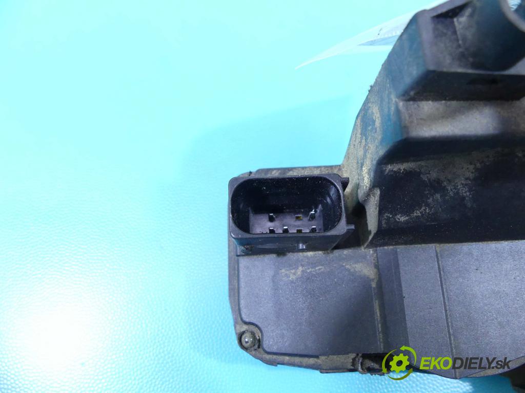 Saab 9-3 II 2002-2012 1.9 TiD 120 hp manual 88 kW 1910 cm3 4- zámek zadní pravý
