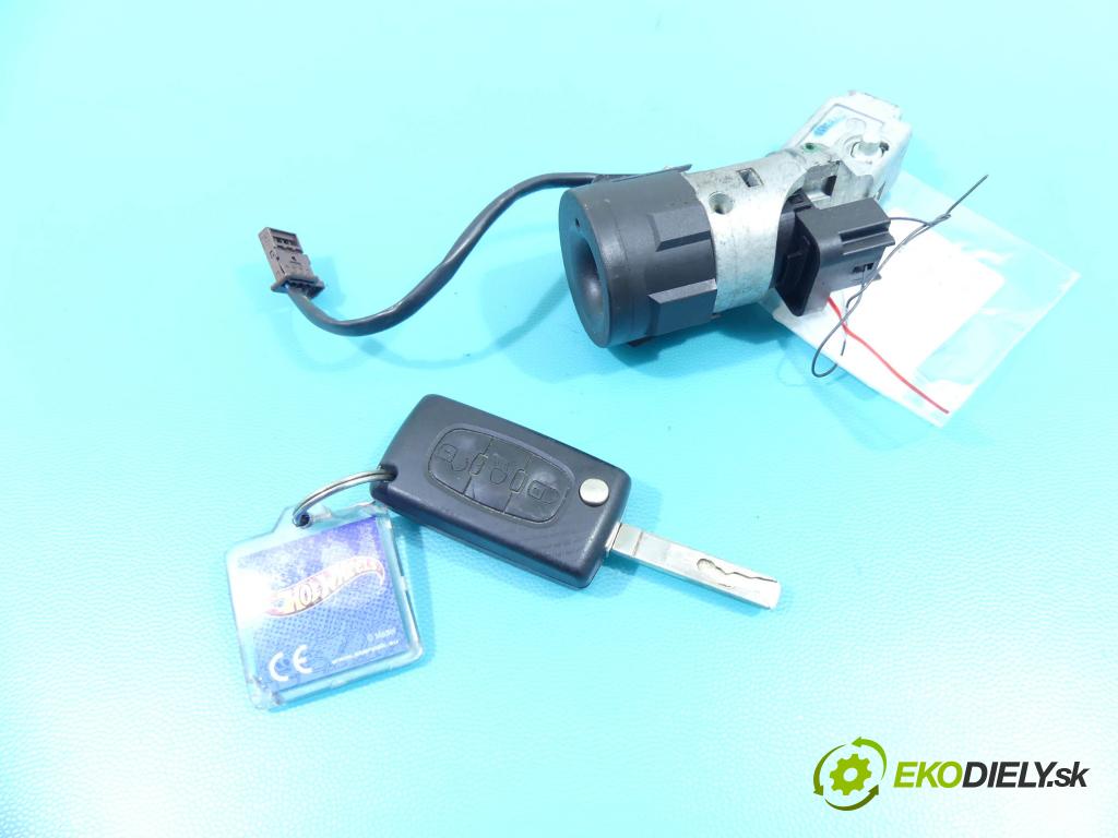 Citroen C4 I 2004-2011 1.6 16V 109 HP manual 80 kW 1587 cm3 5- Spínačka  (Spínacie skrinky a kľúče)