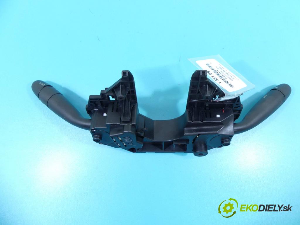 Citroen C4 I 2004-2011 1.6 16V 109 hp manual 80 kW 1587 cm3 5- Přepínač sdružený 96627927XT (Páčky pod volantem)