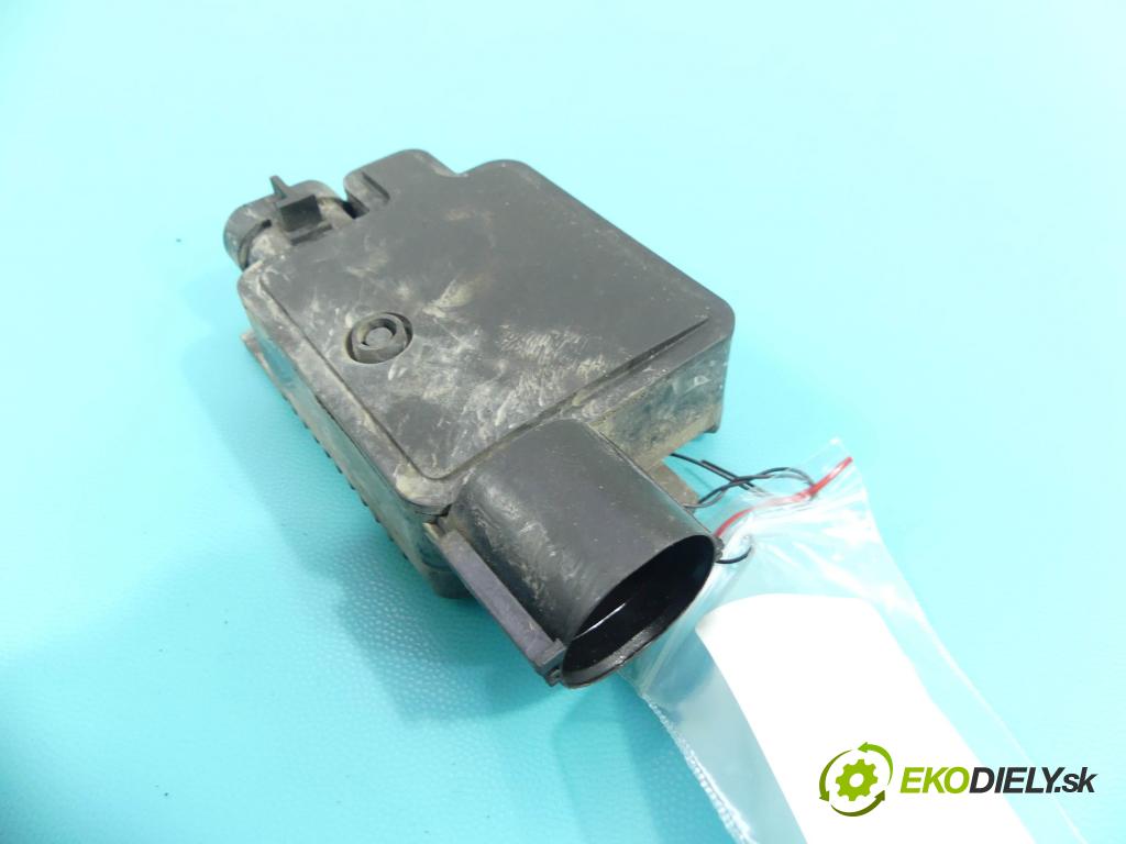 Jaguar F-Pace 16- 2.0d 179KM automatic 132 kW 1999 cm3 5- modul riadiaca jednotka 940013004 (Ostatné)