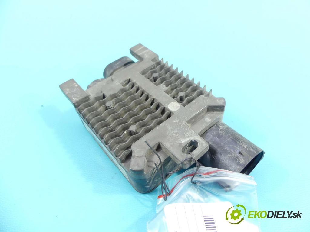 Jaguar F-Pace 16- 2.0d 179KM automatic 132 kW 1999 cm3 5- modul riadiaca jednotka 940013004 (Ostatné)