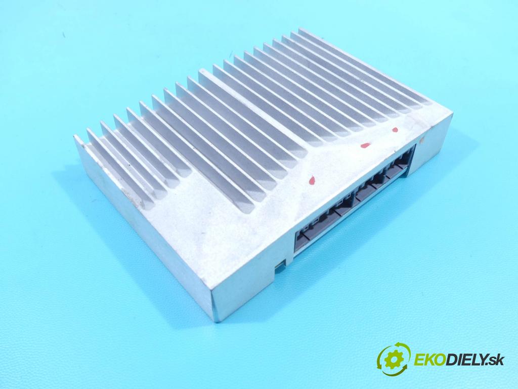 Jaguar F-Pace 16- 2.0d 179KM automatic 132 kW 1999 cm3 5- Zesilovač: HX73-19C164-RE (Zosilňovače)