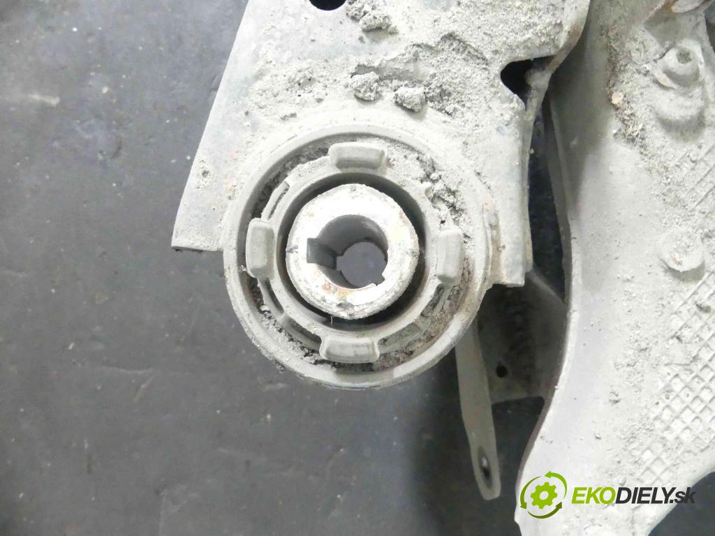 Jaguar F-Pace 16- 2.0d 179KM automatic 132 kW 1999 cm3 5- zadní výztuha (Výztuhy zadní)