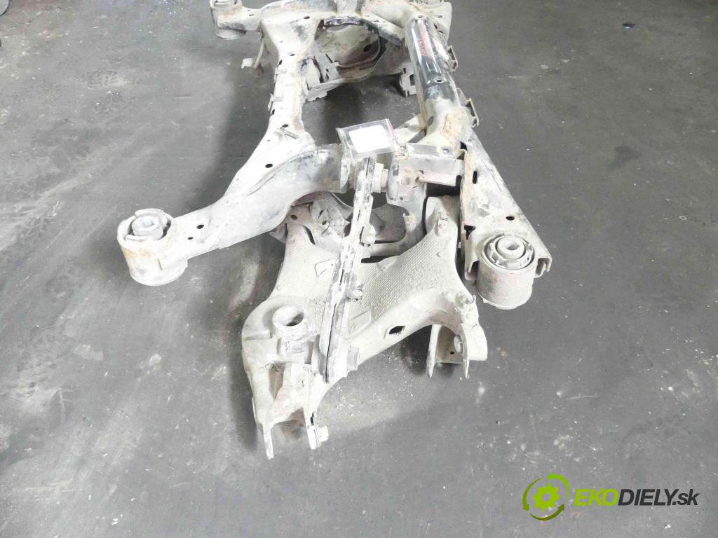 Jaguar F-Pace 16- 2.0d 179KM automatic 132 kW 1999 cm3 5- zadní výztuha (Výztuhy zadní)