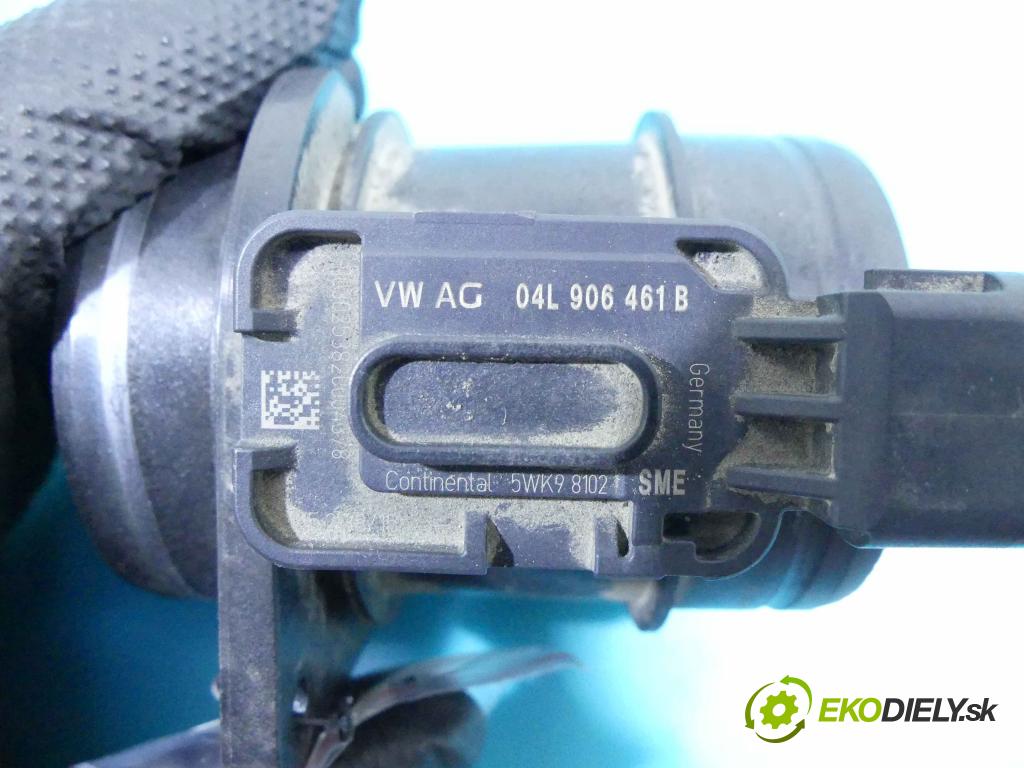 Seat Leon III 2012-2020 1.6 tdi 110 HP manual 81 kW 1598 cm3 5- průtokoměr: 04L906461B (Váhy vzduchu)